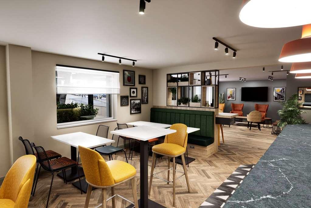 Super 8 By Wyndham Chester East Εσωτερικό φωτογραφία