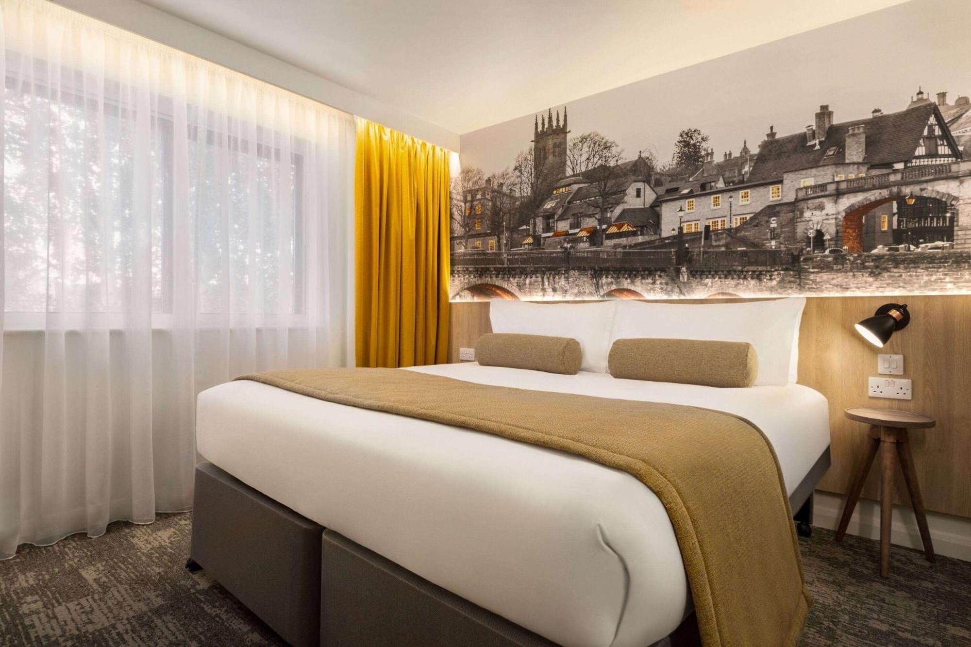 Super 8 By Wyndham Chester East Εξωτερικό φωτογραφία
